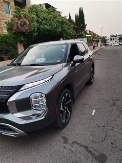 ميتسوبيشي اوتلاندر
